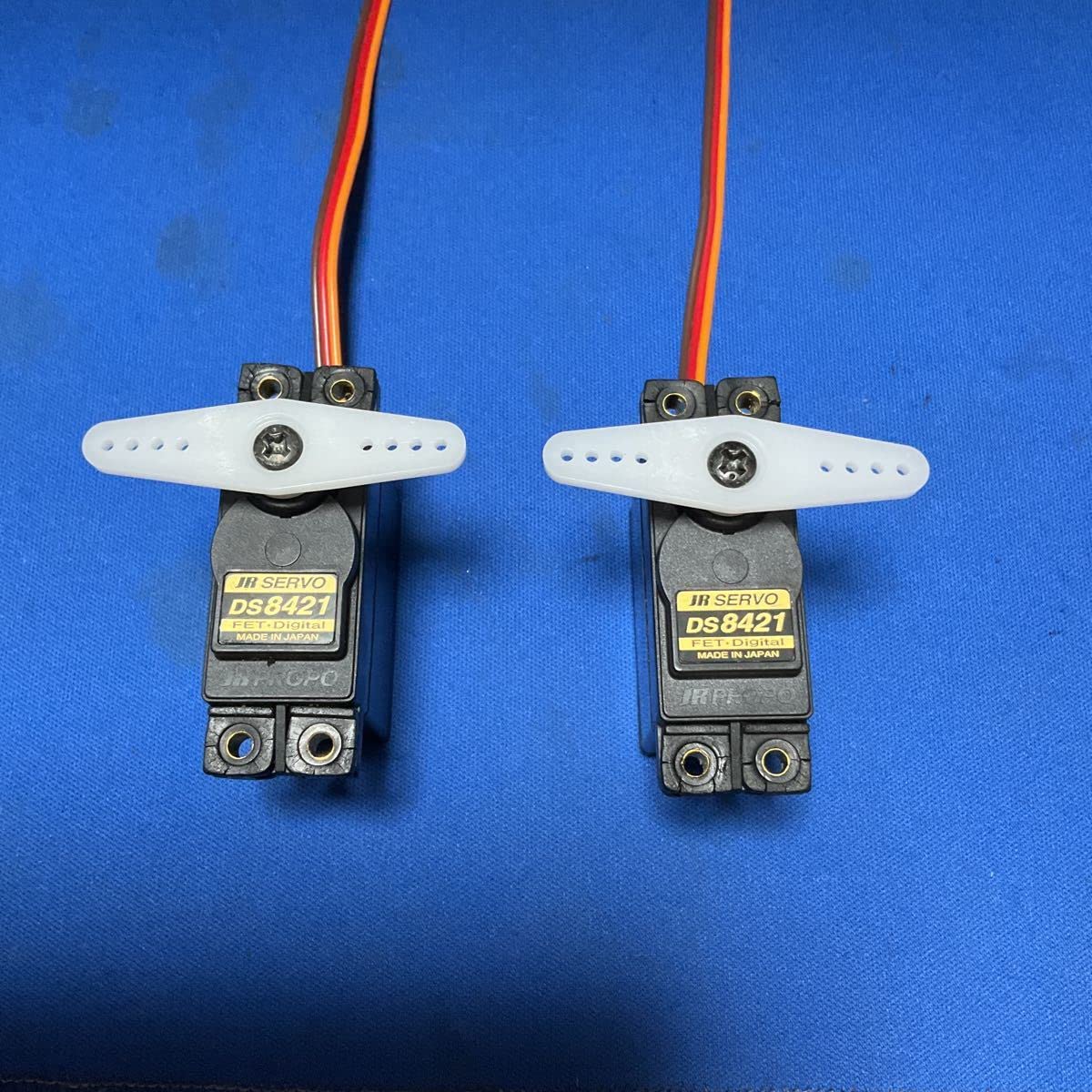 Amazon | JR PROPO NES-7000 x2・DS8421 x2 サーボ4個セット